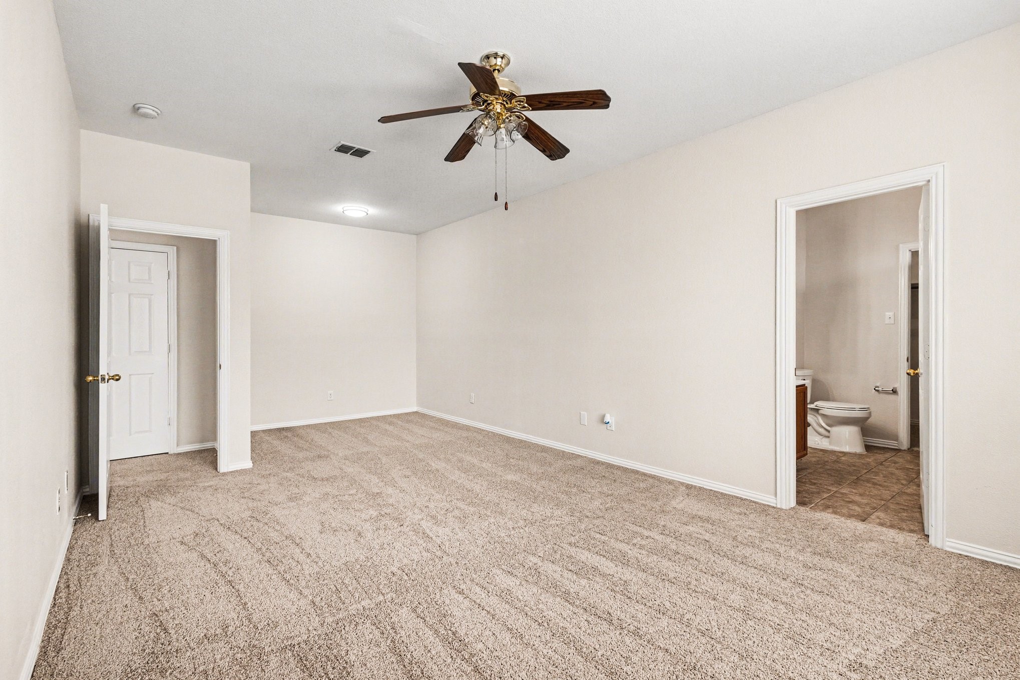 713 Dickerson Lane Mansfield TX 76063