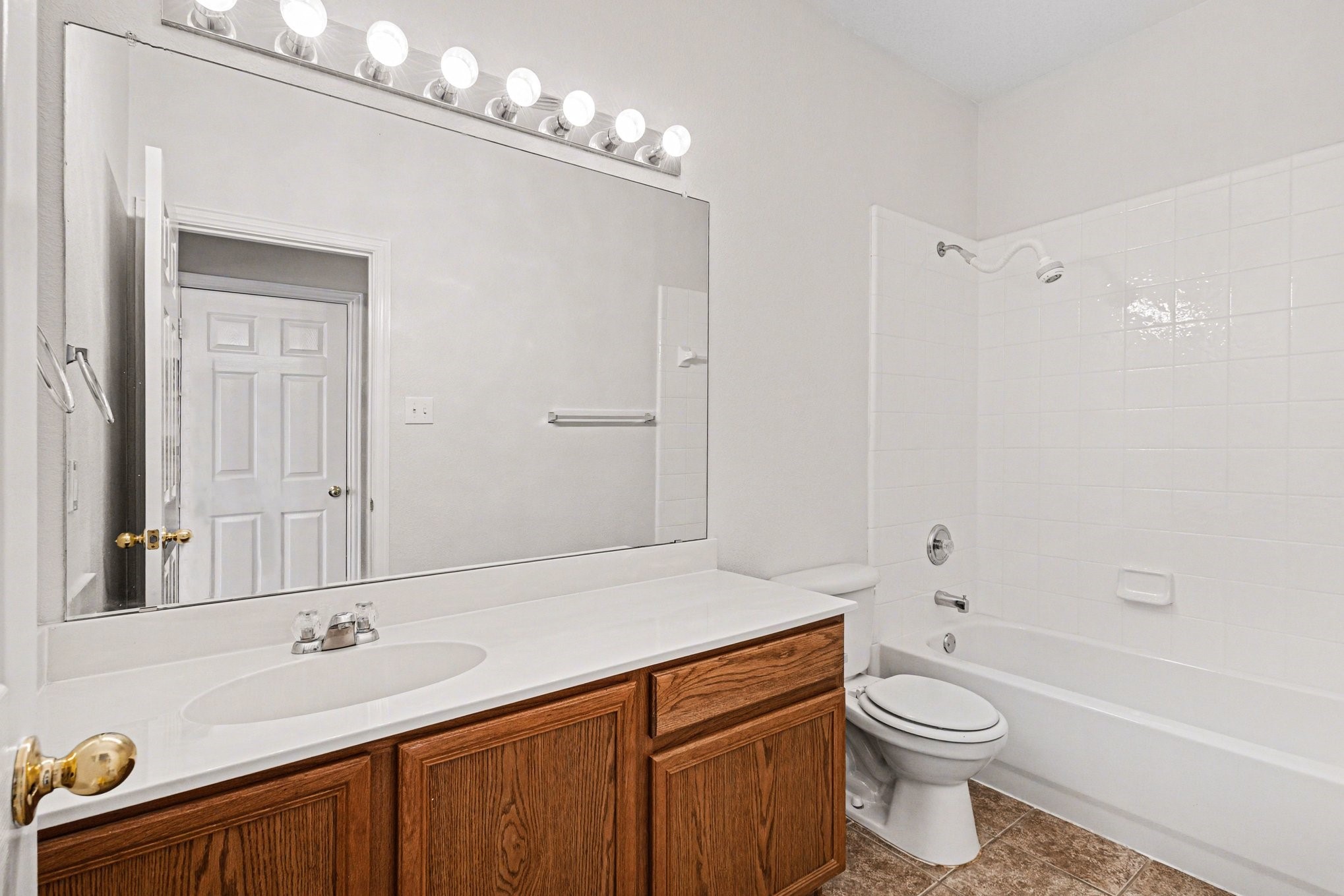 713 Dickerson Lane Mansfield TX 76063