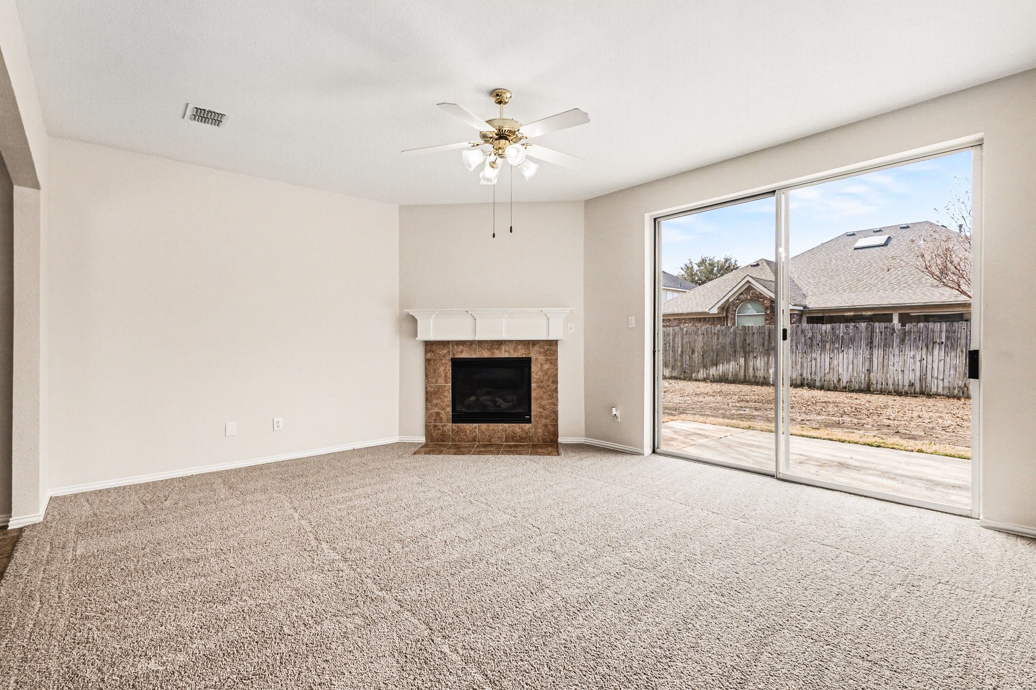713 Dickerson Lane Mansfield TX 76063