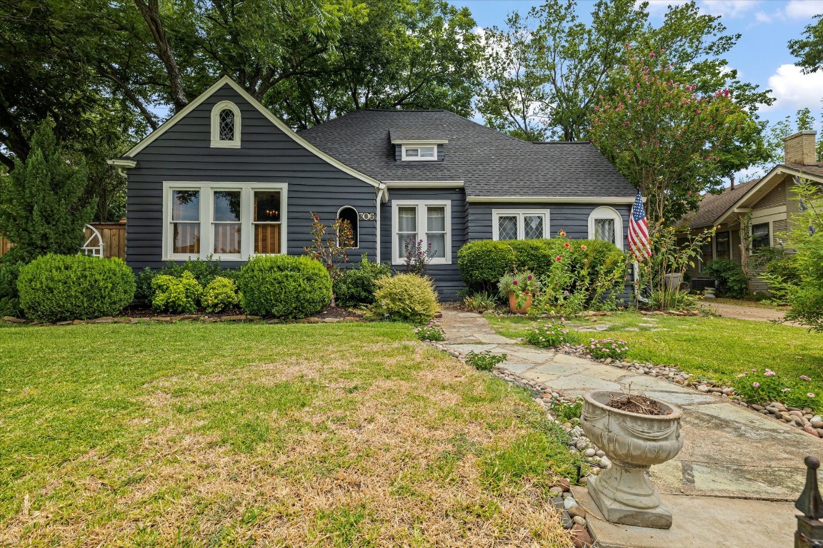 306 Harbin Avenue Waxahachie TX 75165
