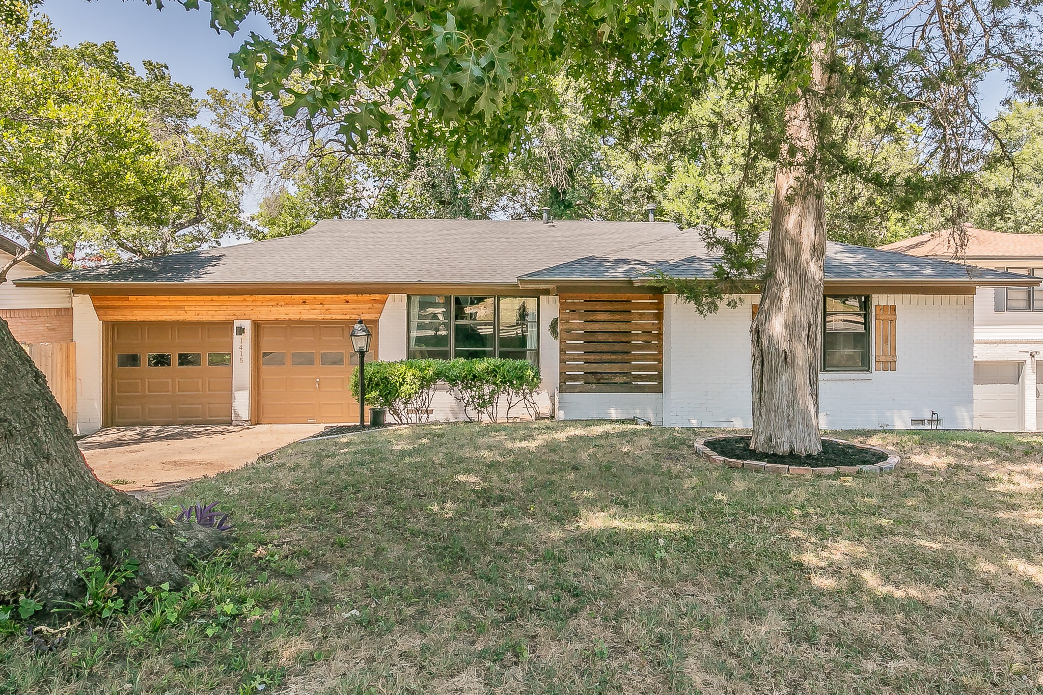1415 Autumn Leaves Trail Dallas TX 75241