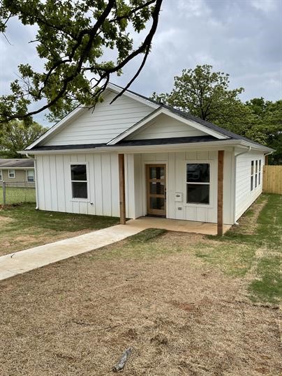 730 E Woodard Street Denison TX 75021