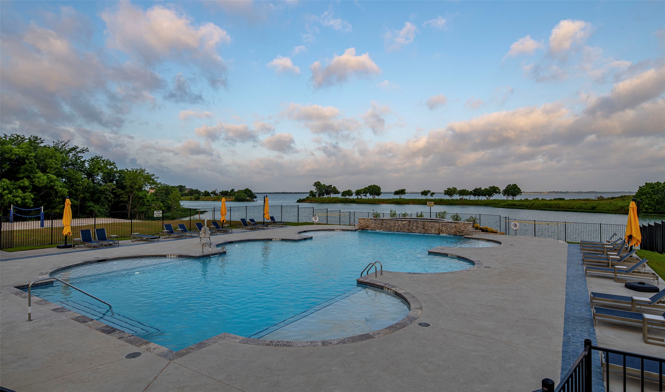 904 Wood Duck Court Heath TX 75032
