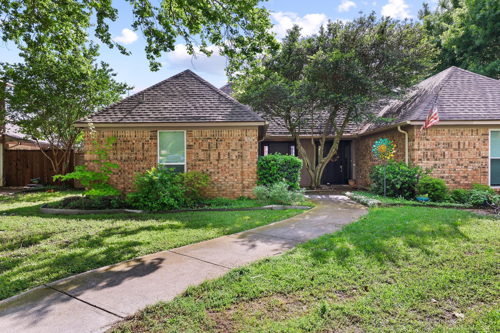 9317 Highedge Circle Dallas TX 75238