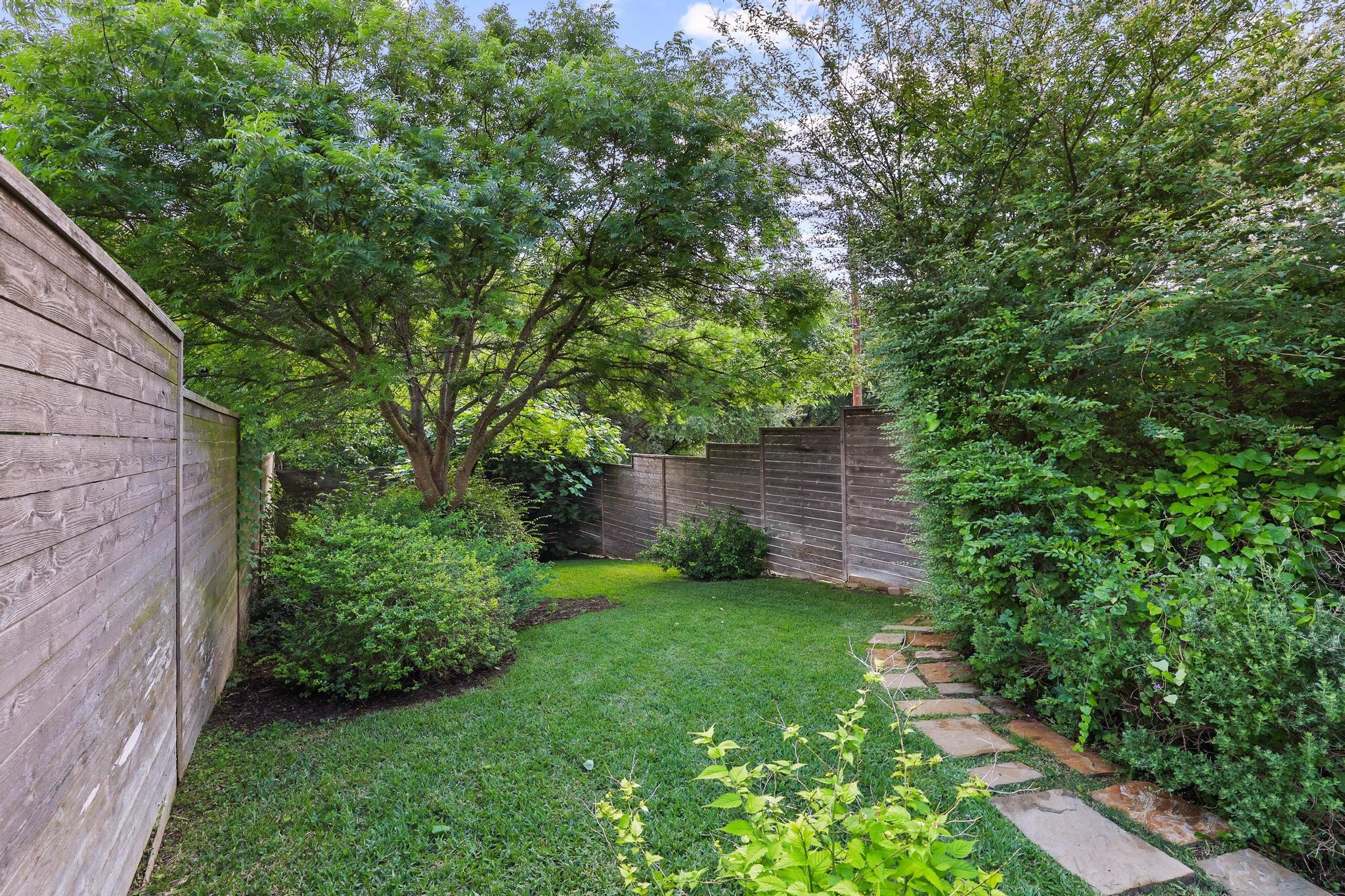 9317 Highedge Circle Dallas TX 75238
