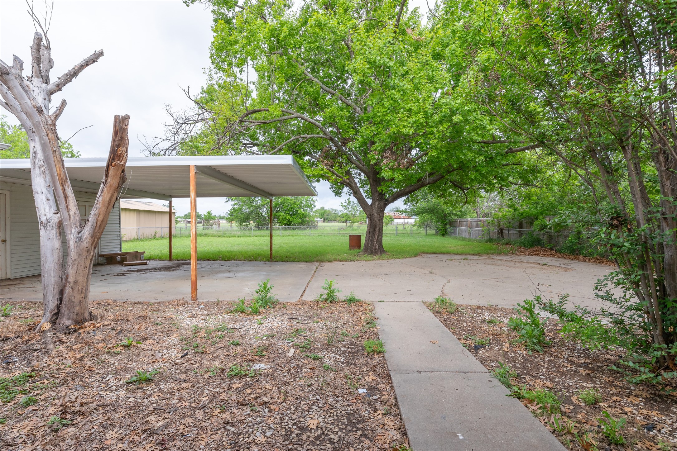 805 S Seaman Street Eastland TX 76448