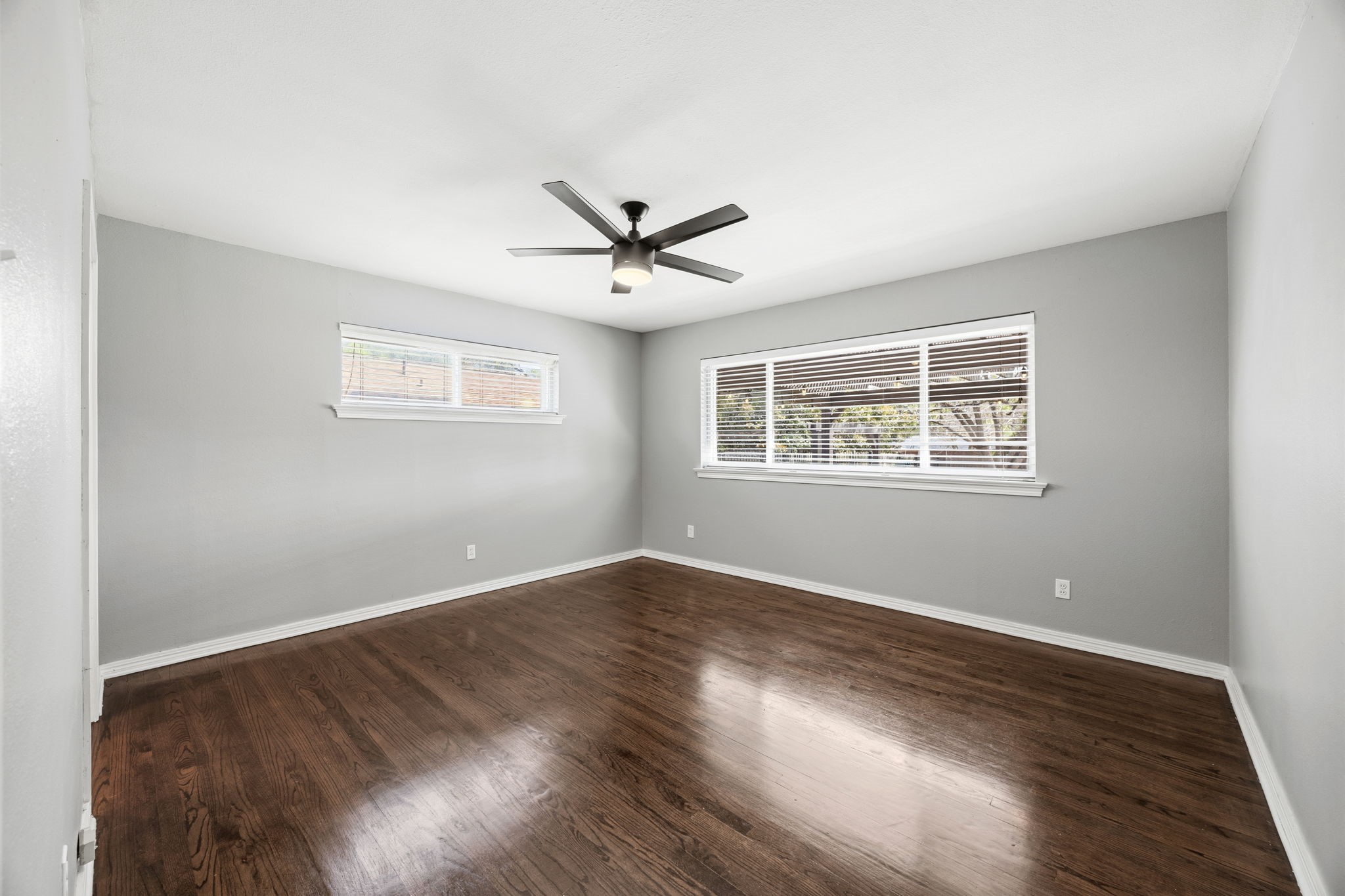 1636 W Red Bird Lane Dallas TX 75232
