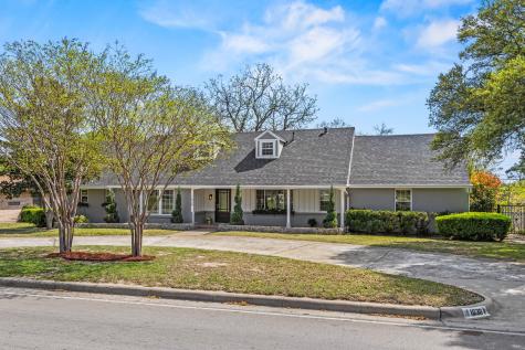 1636 W Red Bird Lane Dallas TX 75232