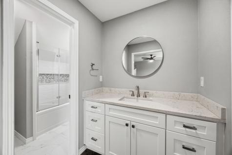 1636 W Red Bird Lane Dallas TX 75232