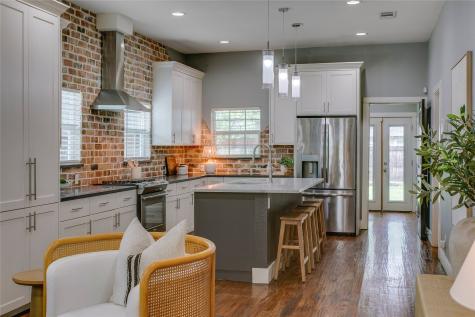 322 S Brighton Avenue Dallas TX 75208
