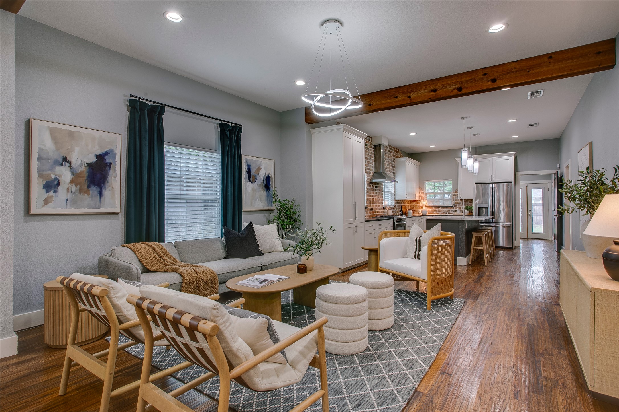 322 S Brighton Avenue Dallas TX 75208