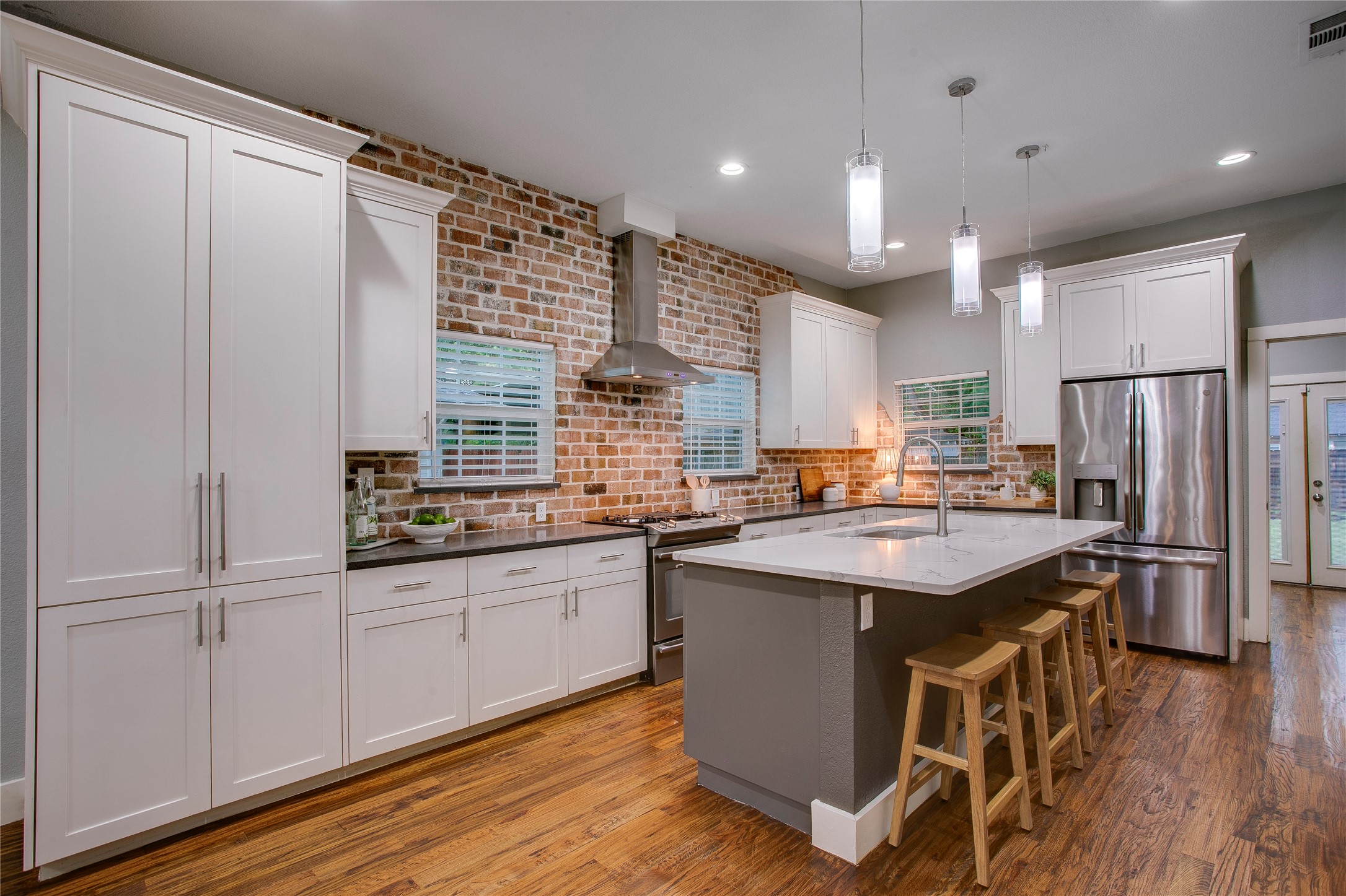 322 S Brighton Avenue Dallas TX 75208