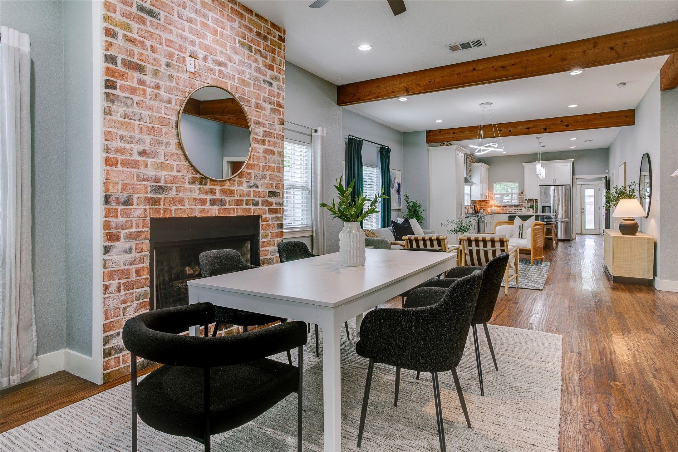 322 S Brighton Avenue Dallas TX 75208