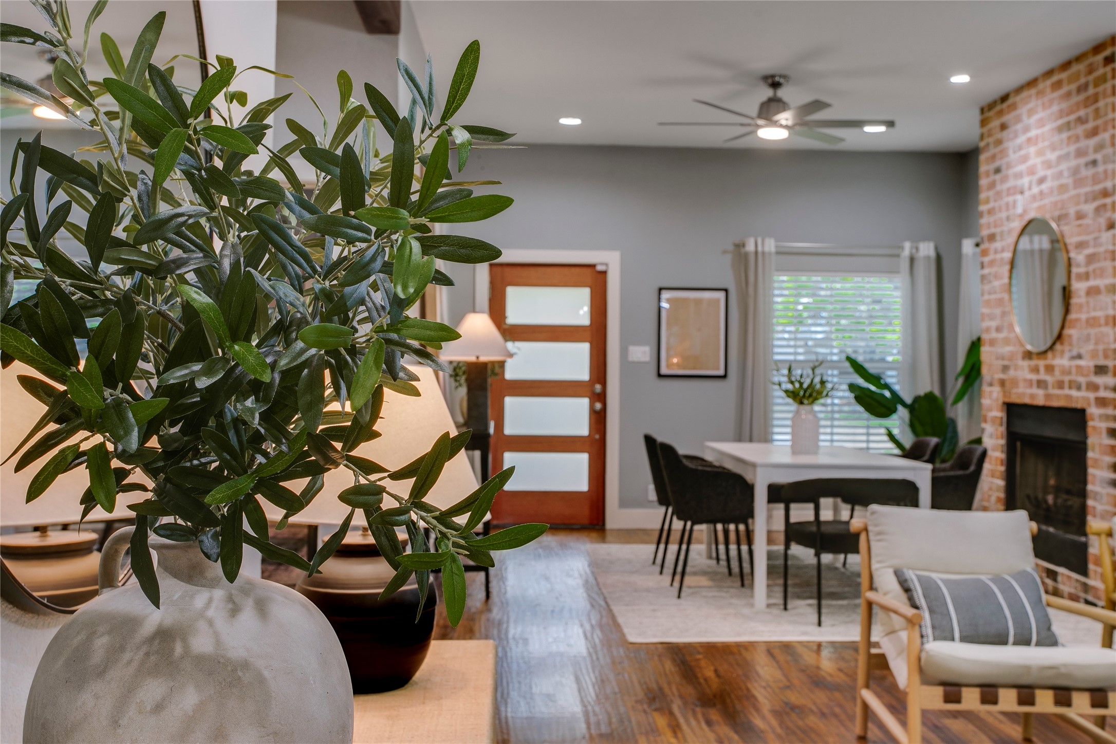 322 S Brighton Avenue Dallas TX 75208