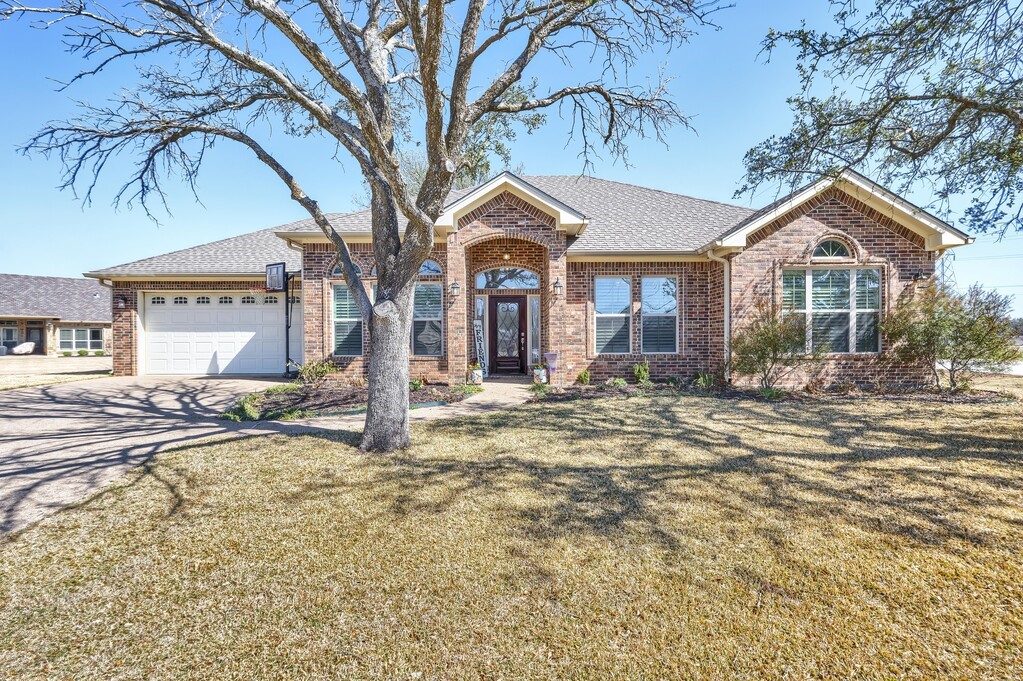 400 Peach Street West TX 76691