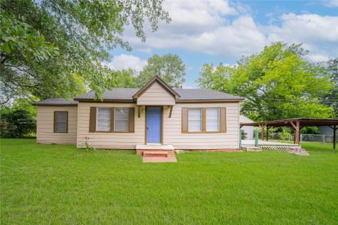 2812 Bernice Street Gladewater TX 75647