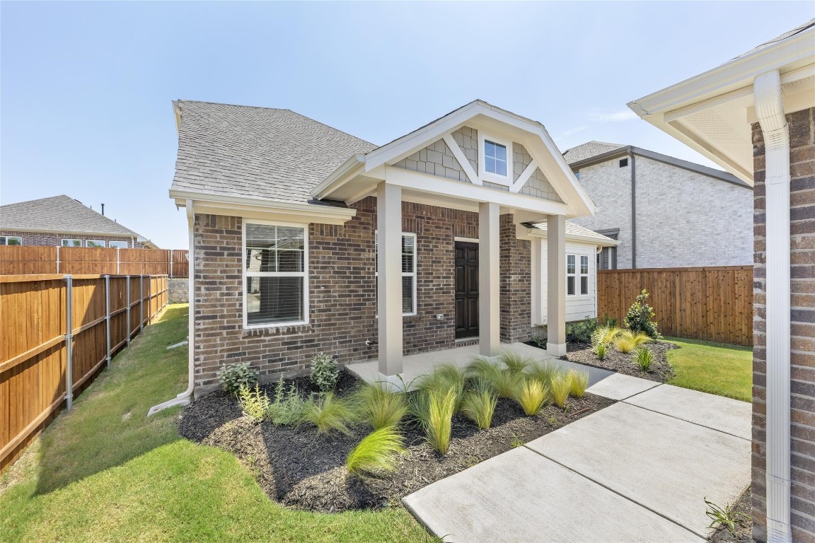 4004 Goldfinch Haven Melissa TX 75454