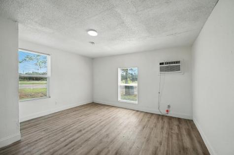 320 T A Carroll Avenue Corsicana TX 75110