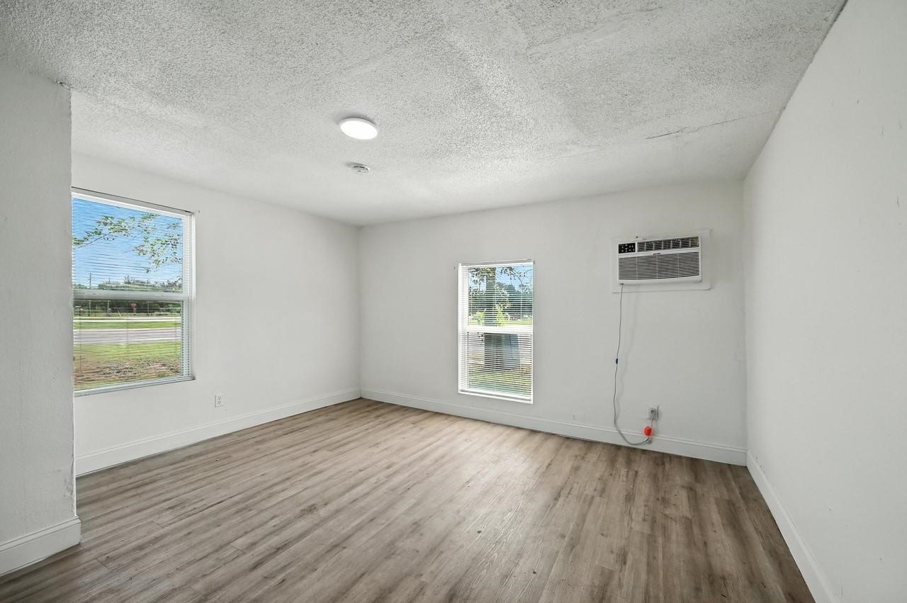 320 T A Carroll Avenue Corsicana TX 75110