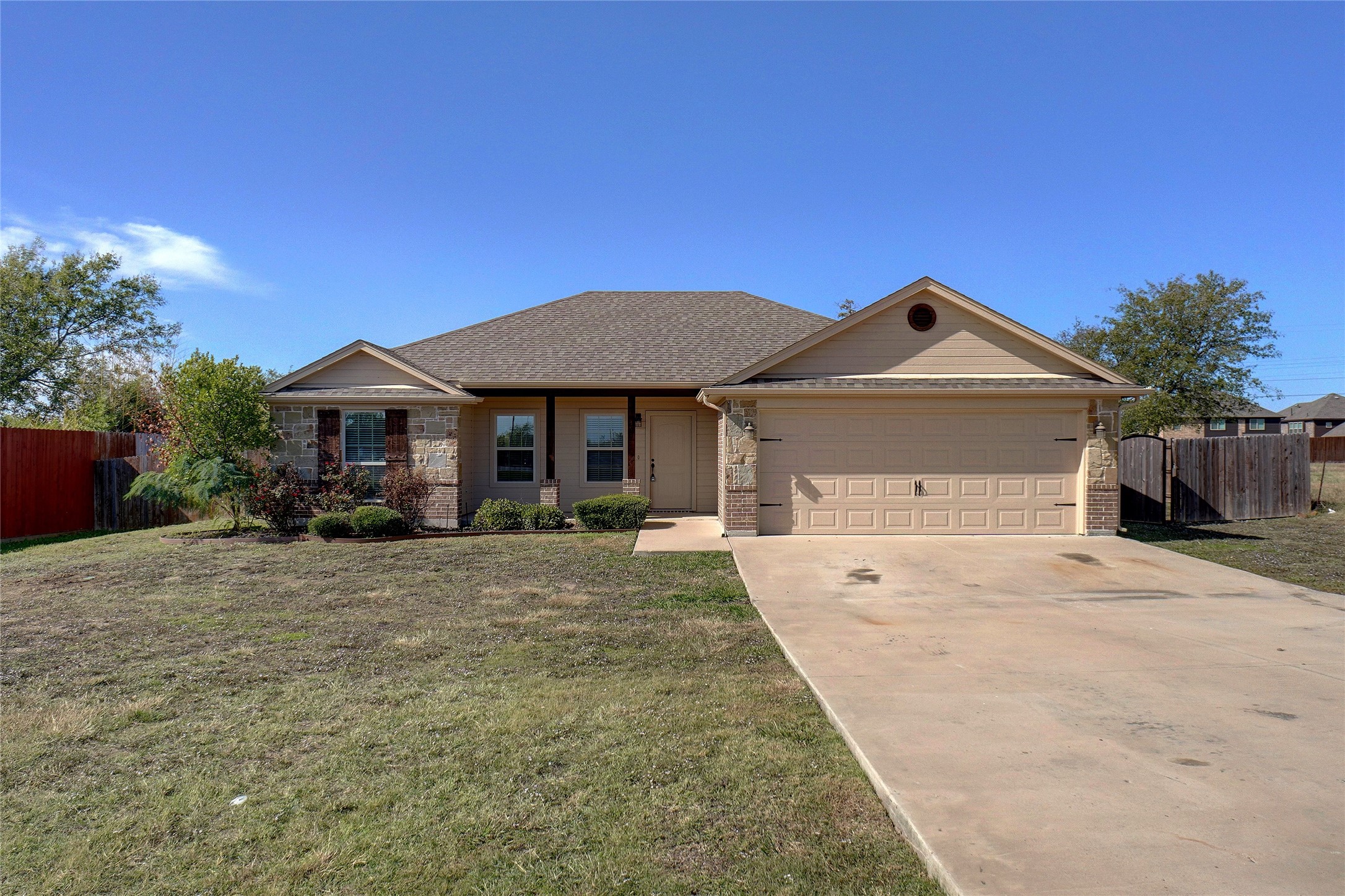 609 N Pearson Street Godley TX 76044