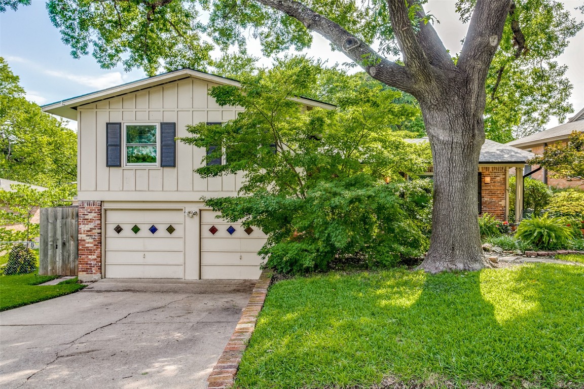 11615 Saxon Street Dallas TX 75218