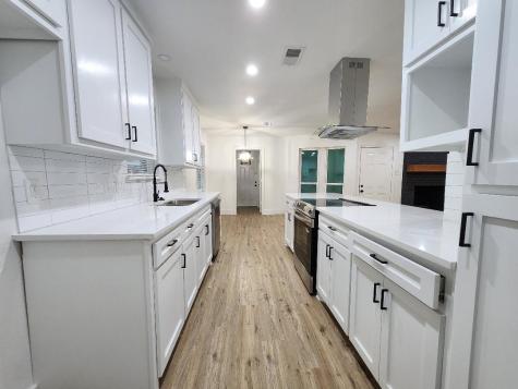4102 Cedar Creek Drive Garland TX 75043
