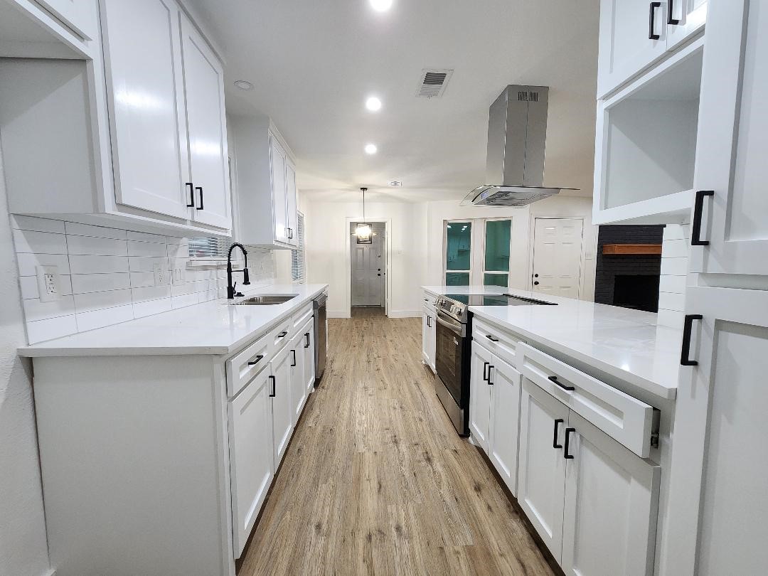 4102 Cedar Creek Drive Garland TX 75043