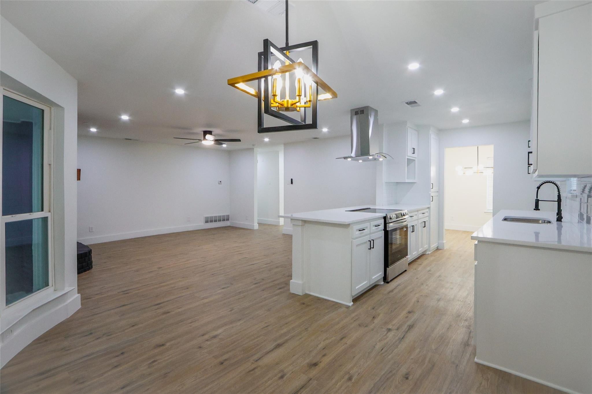 4102 Cedar Creek Drive Garland TX 75043
