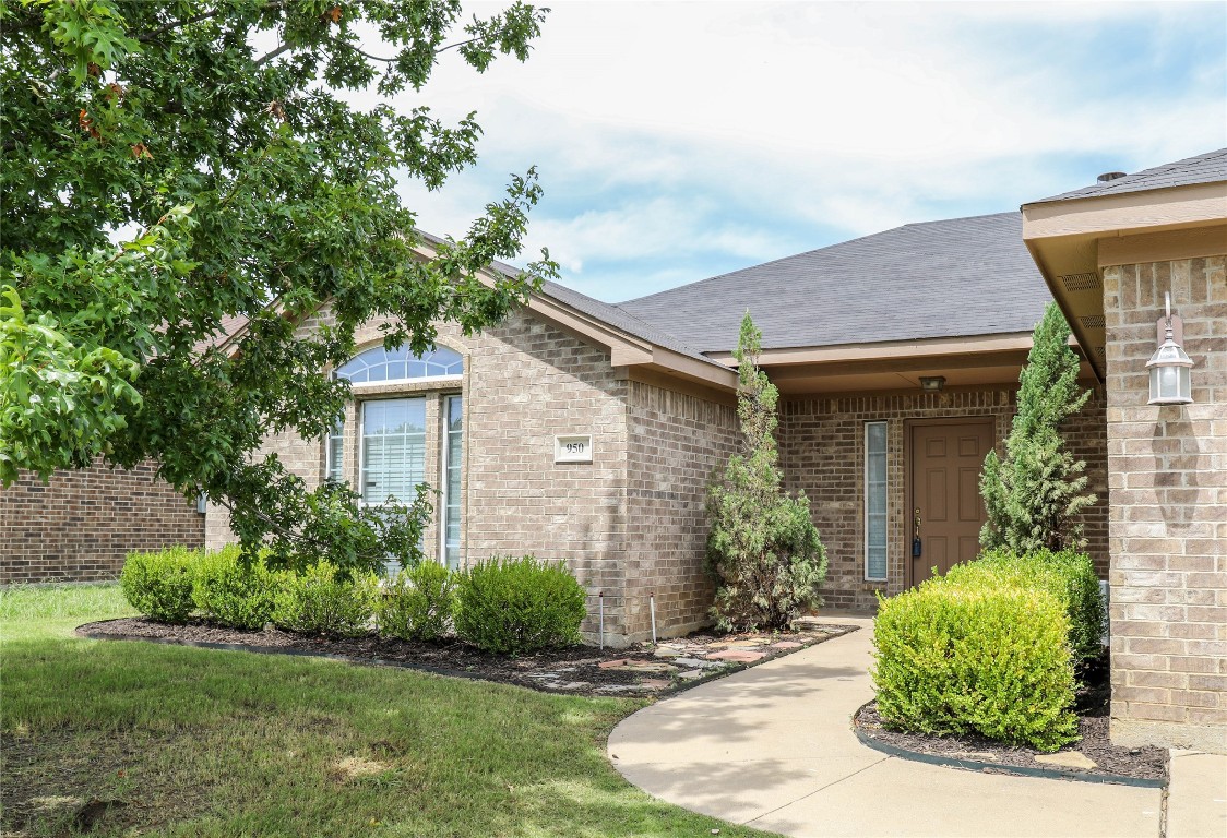 950 Winepress Road Burleson TX 76028
