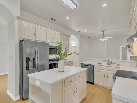 1536 Valley Creek Road Denton TX 76205