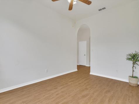 1536 Valley Creek Road Denton TX 76205