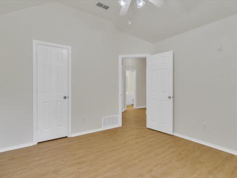 1536 Valley Creek Road Denton TX 76205