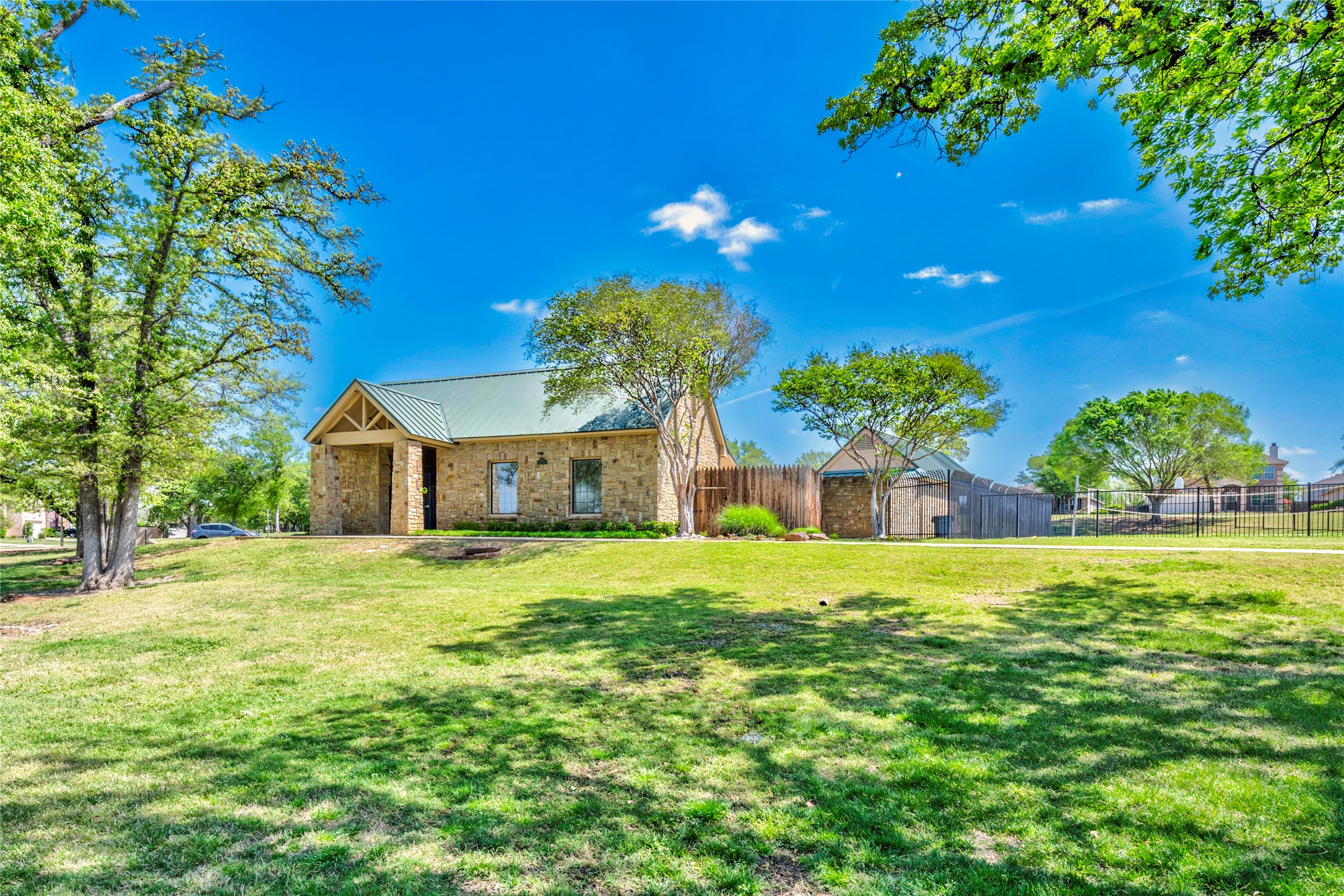 5913 Lost Pony Drive Denton TX 76210