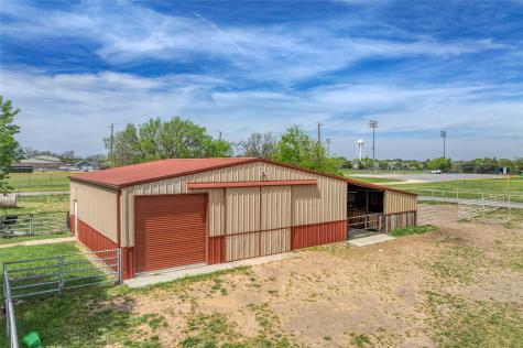 501 N Van Zandt Street Tioga TX 76271