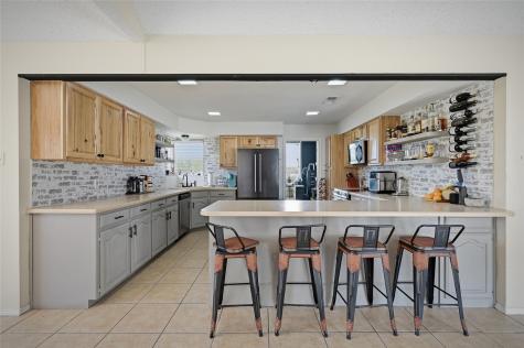 501 N Van Zandt Street Tioga TX 76271