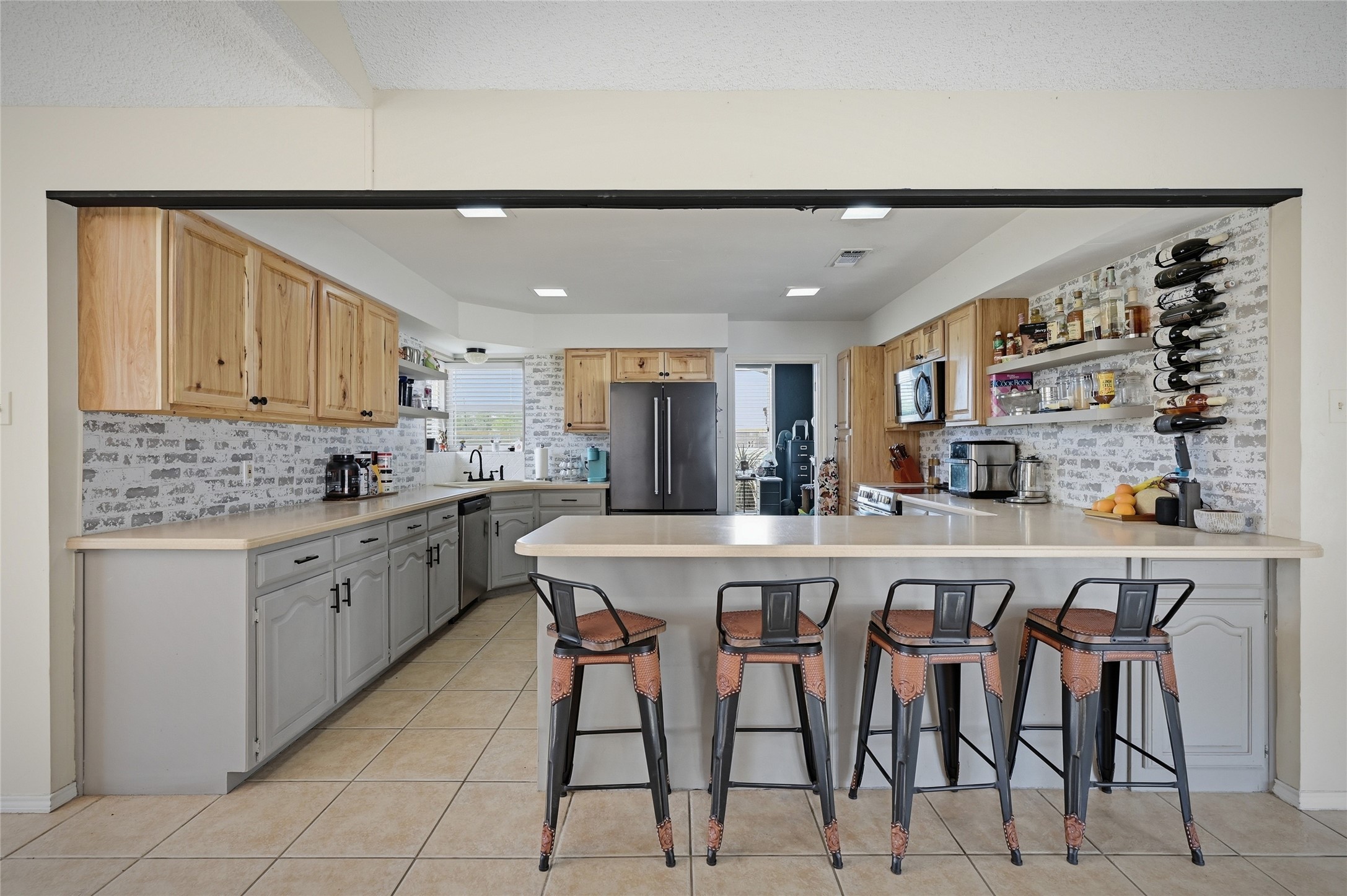 501 N Van Zandt Street Tioga TX 76271