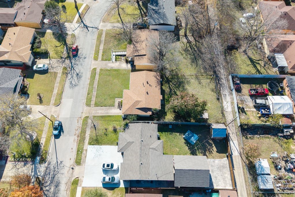 1723 Alhambra Street Dallas TX 75217