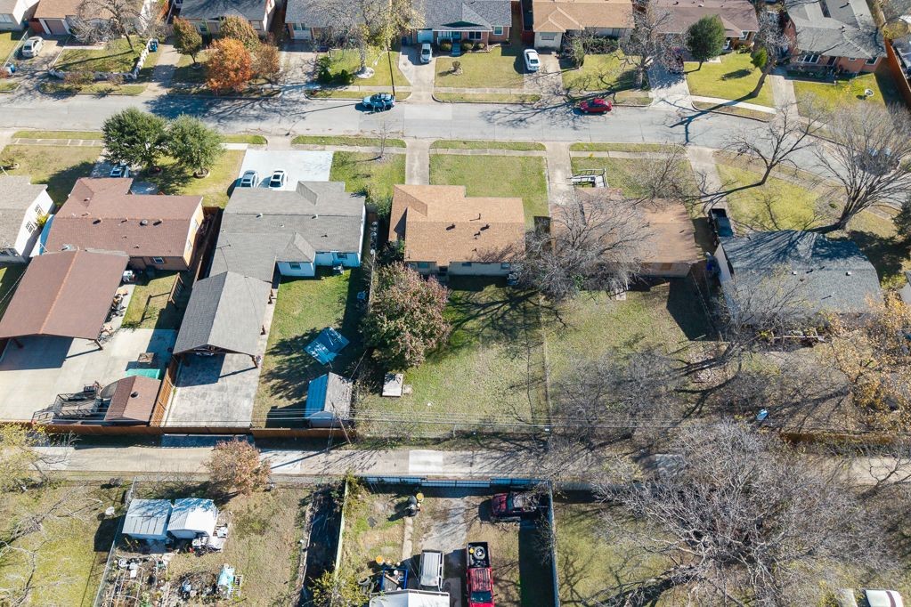 1723 Alhambra Street Dallas TX 75217