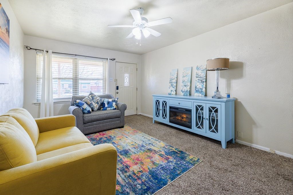 1723 Alhambra Street Dallas TX 75217