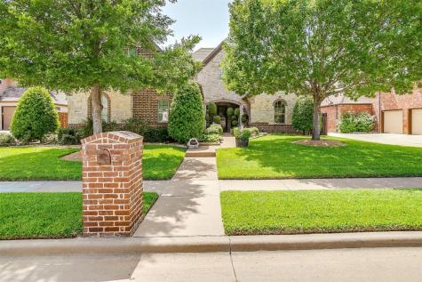 8005 Long Trail Drive North Richland Hills TX 76182