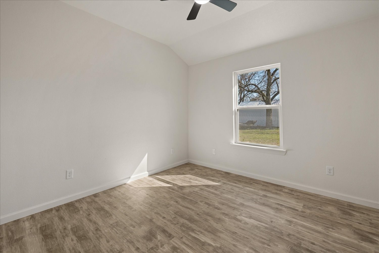 200 Gladys Street Lone Oak TX 75453