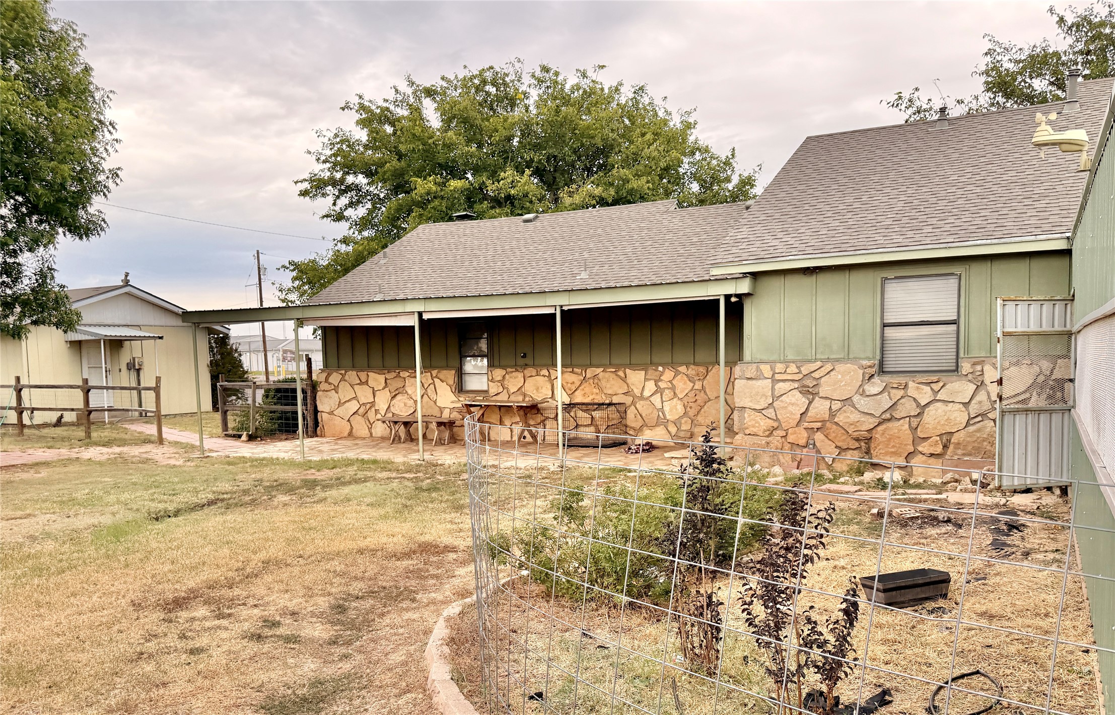504 Loop Road Quanah TX 79252