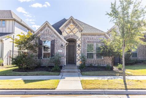 1305 Ivy Charm Way Arlington TX 76005