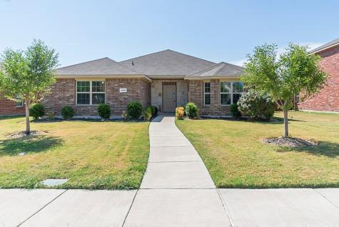 1538 Illinois Avenue Lancaster TX 75134