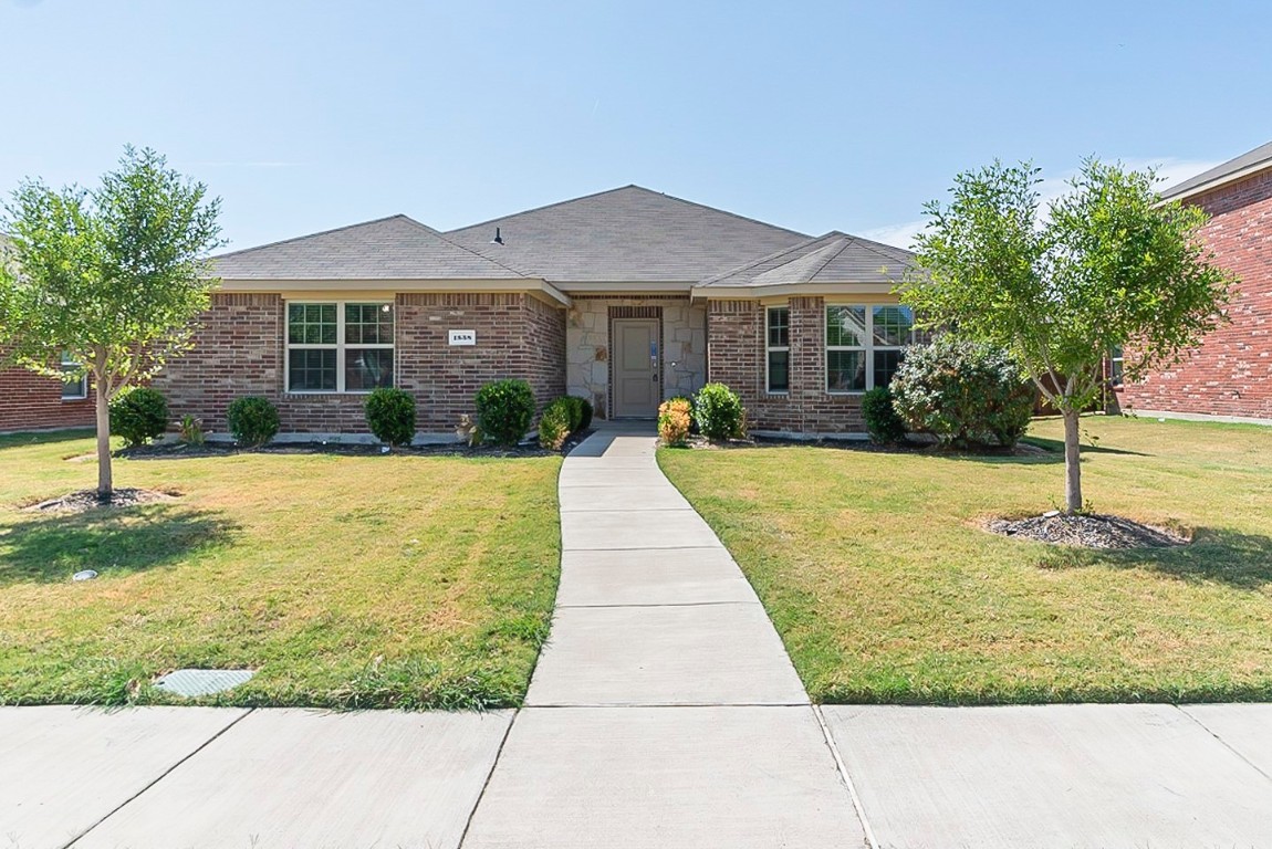 1538 Illinois Avenue Lancaster TX 75134