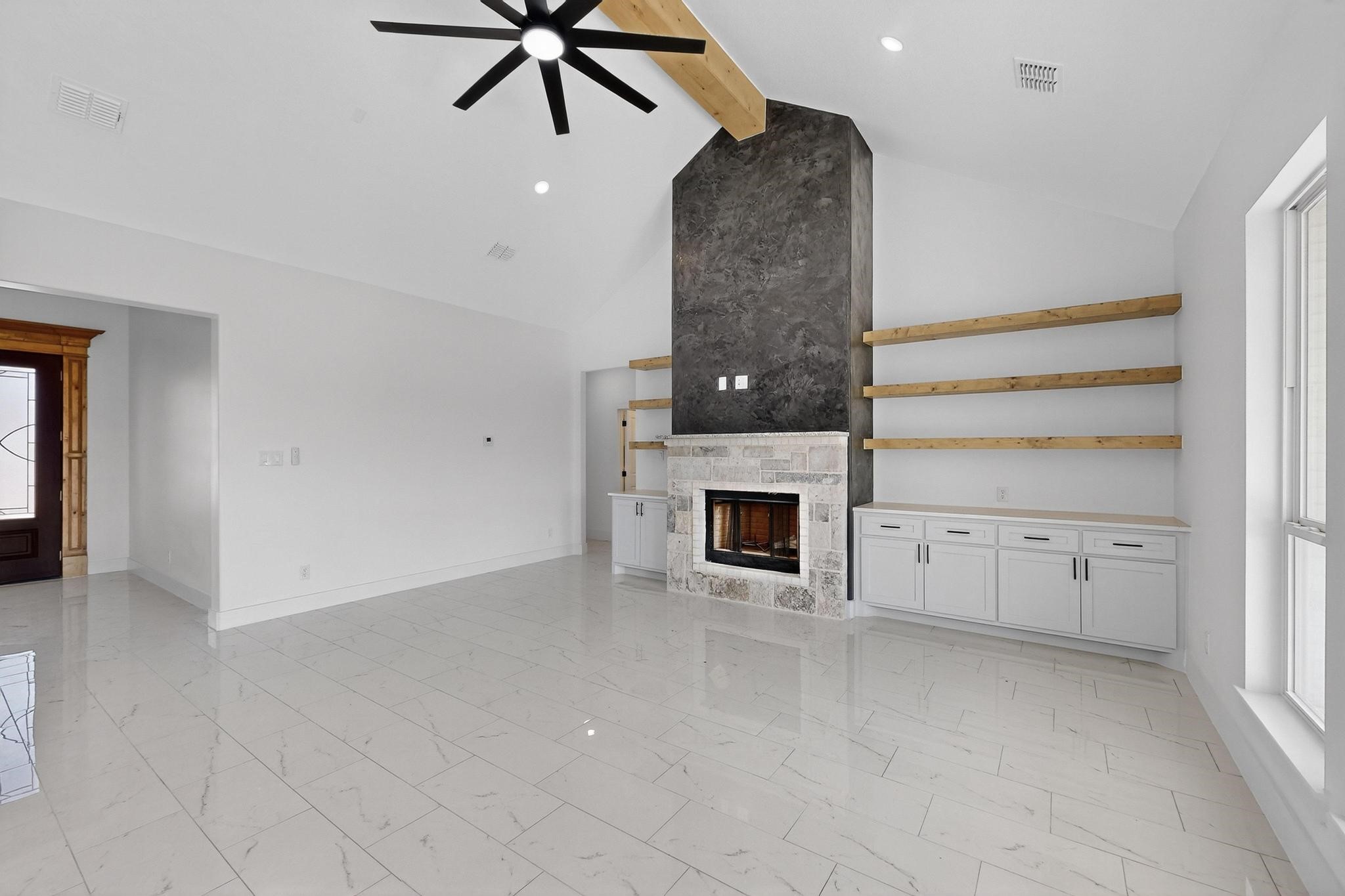 1025 Gonzollas Road Springtown TX 76082