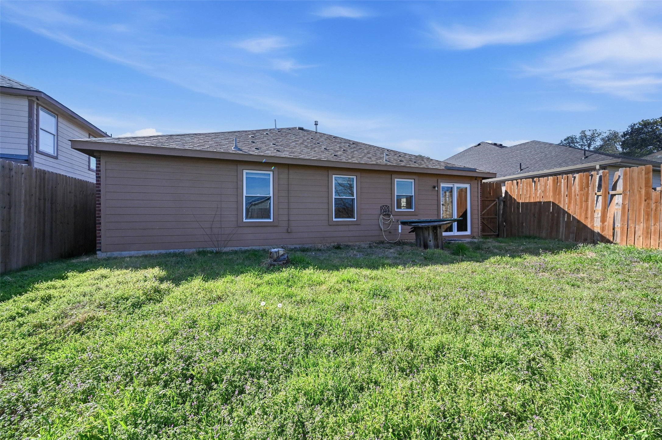7411 Marsland Lane Arlington TX 76001