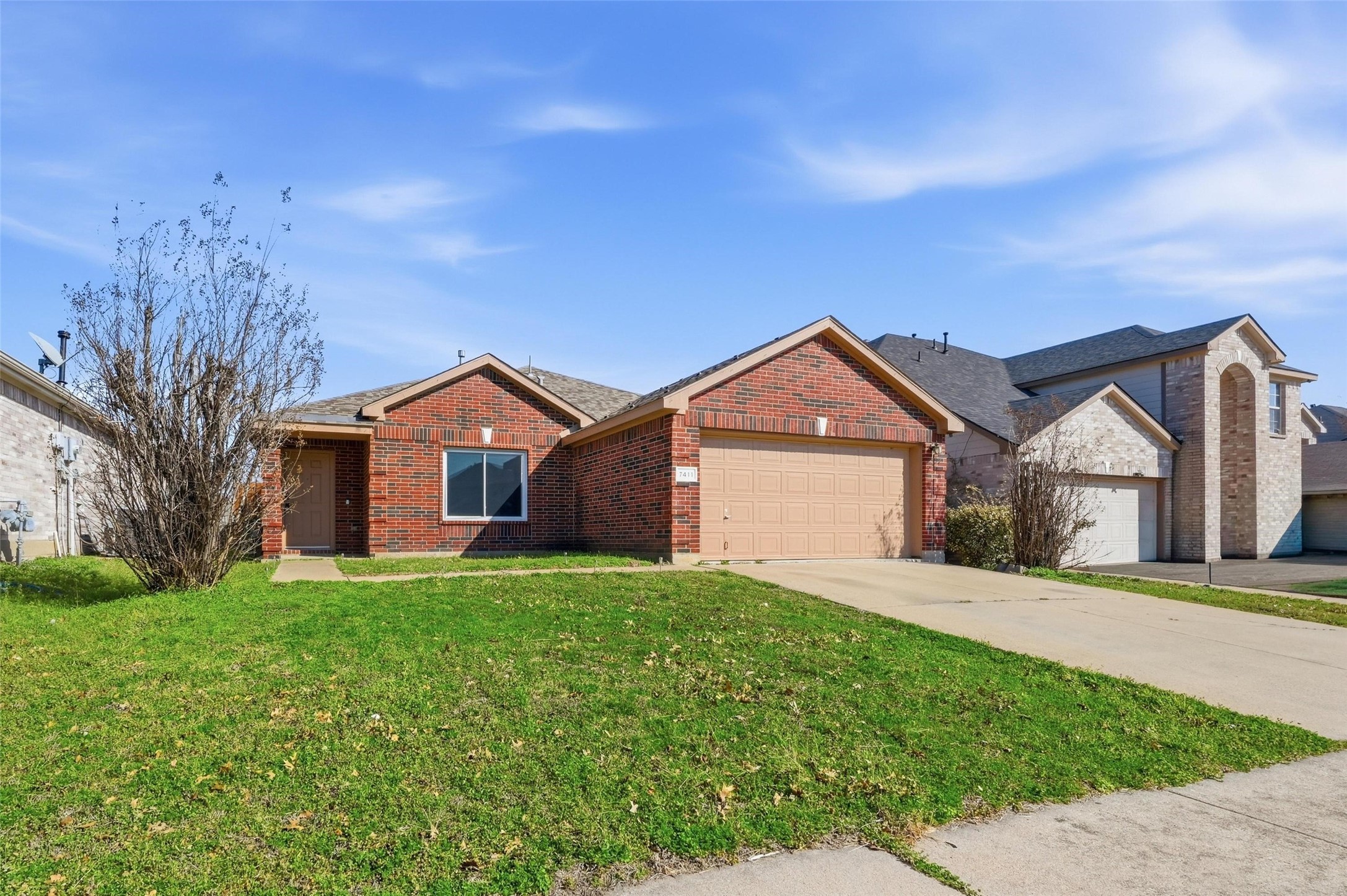 7411 Marsland Lane Arlington TX 76001