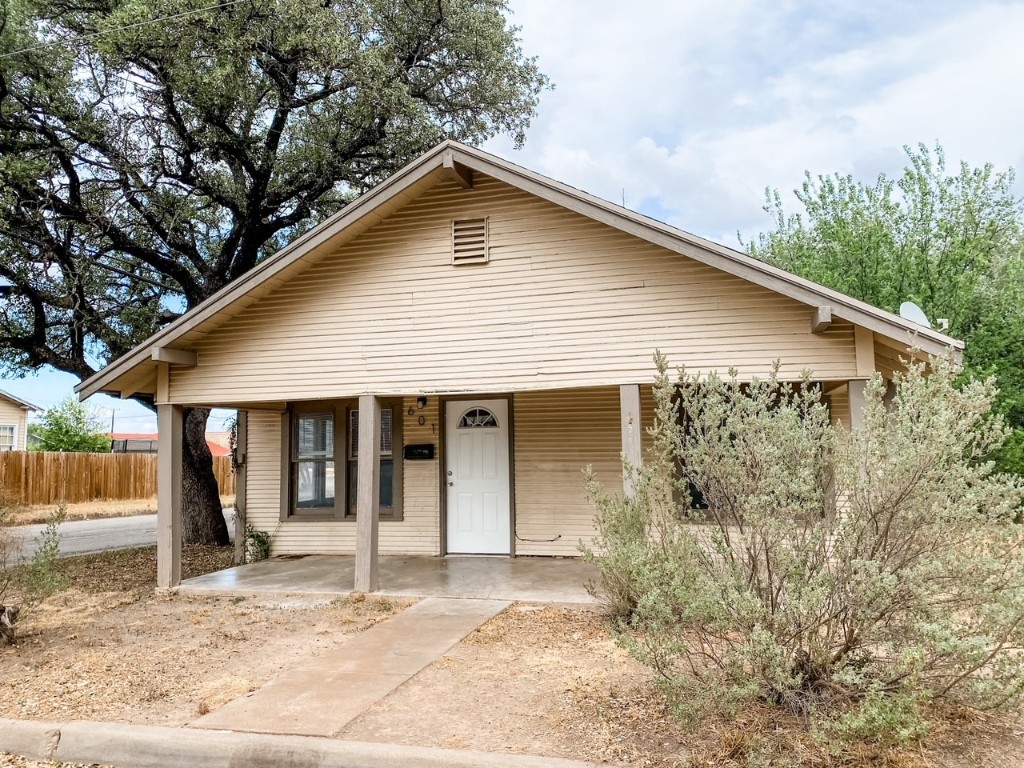 601 S Church Street Brady TX 76825