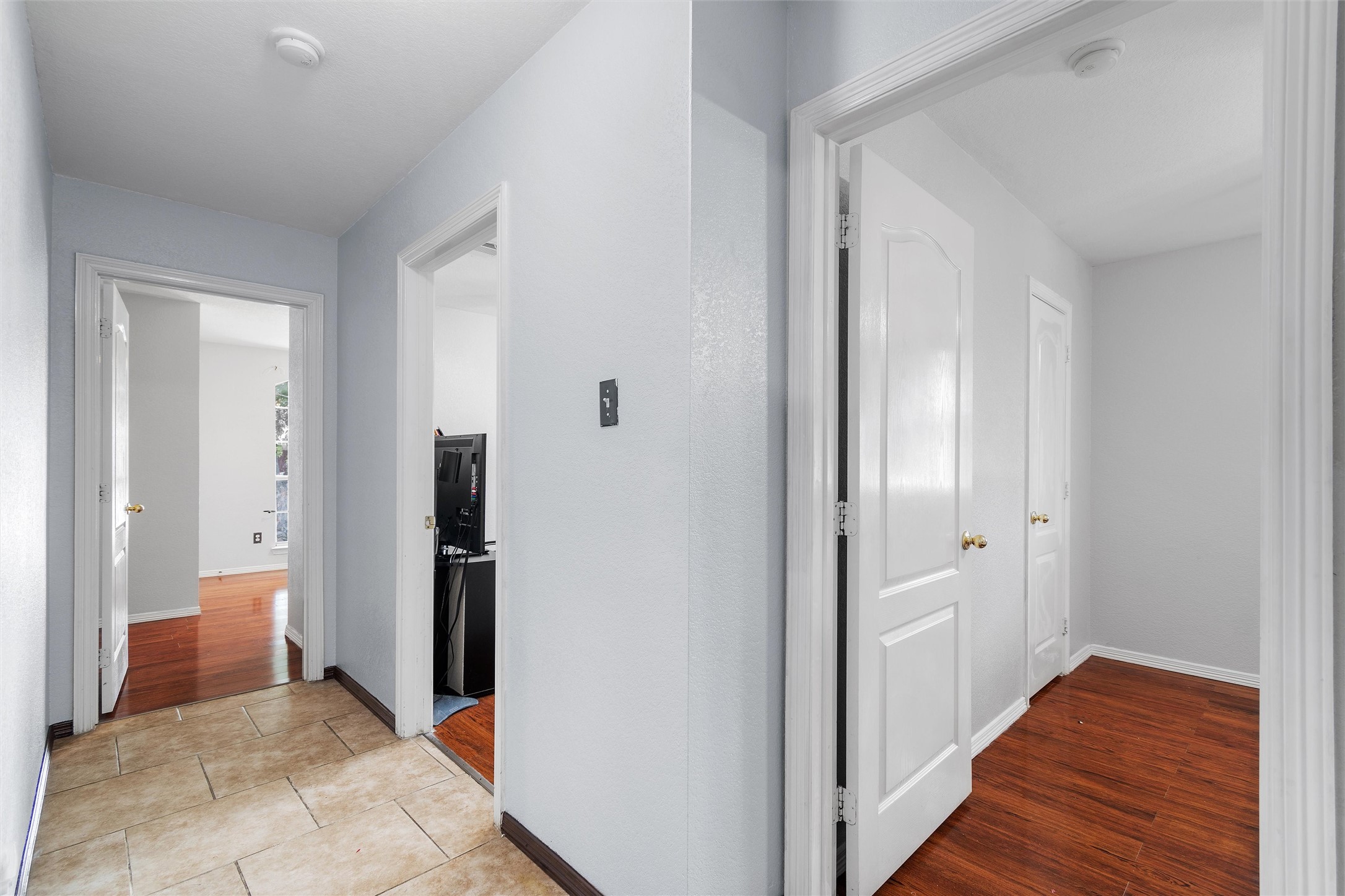 428 NE Murphy Road Burleson TX 76028